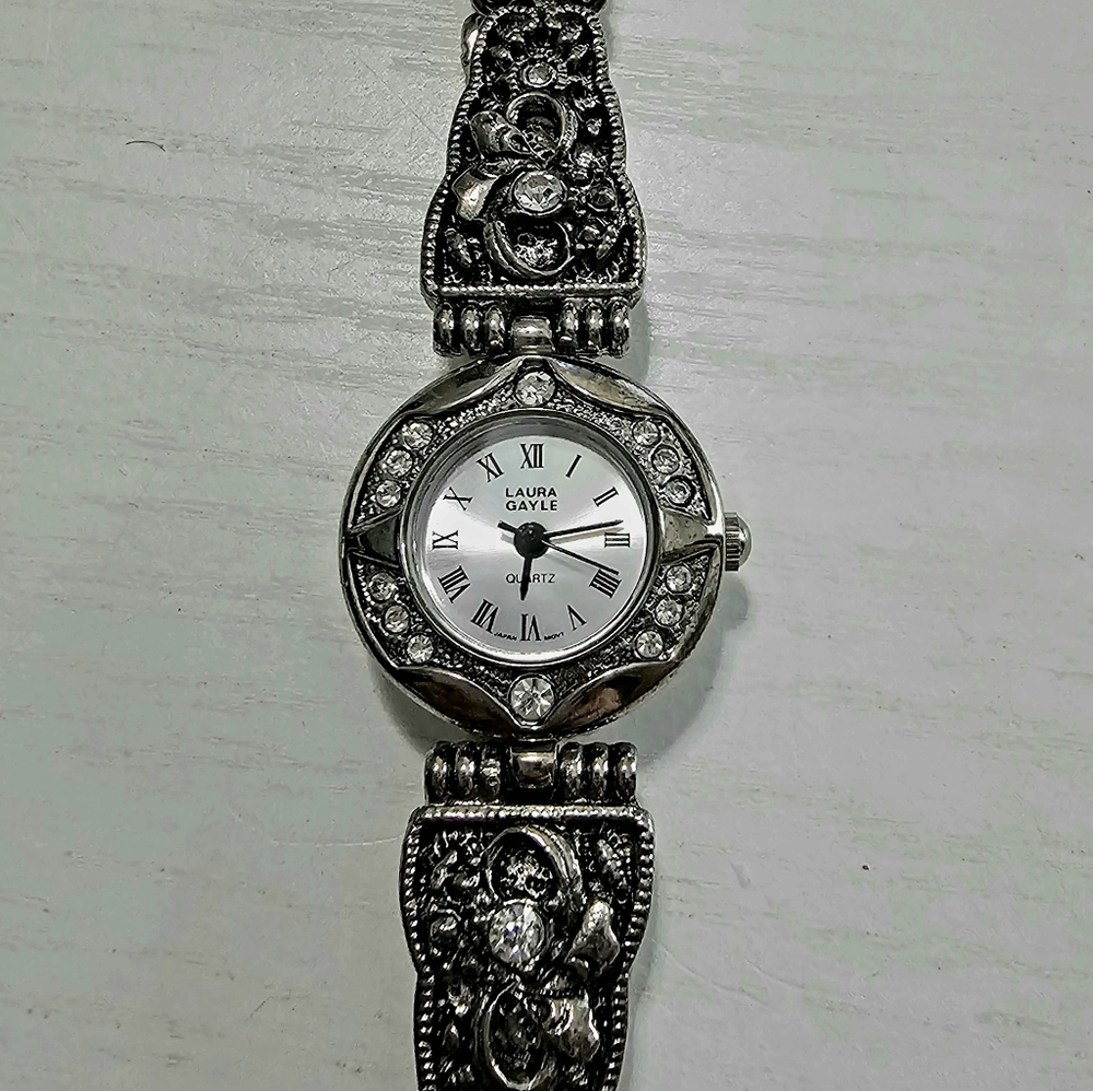 Laura Gayle quartz watch
